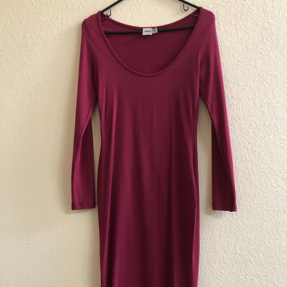 Long sleeve t-shirt dress